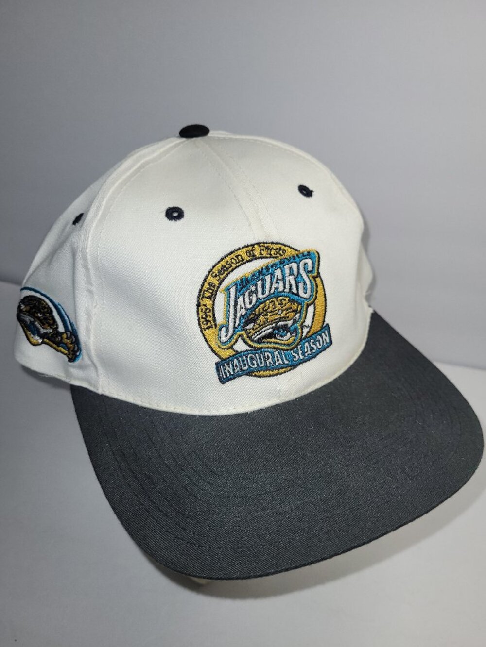 Jacksonville Jaguars Inaugural Season Stadium Collection NFL Hat Cap White/Black